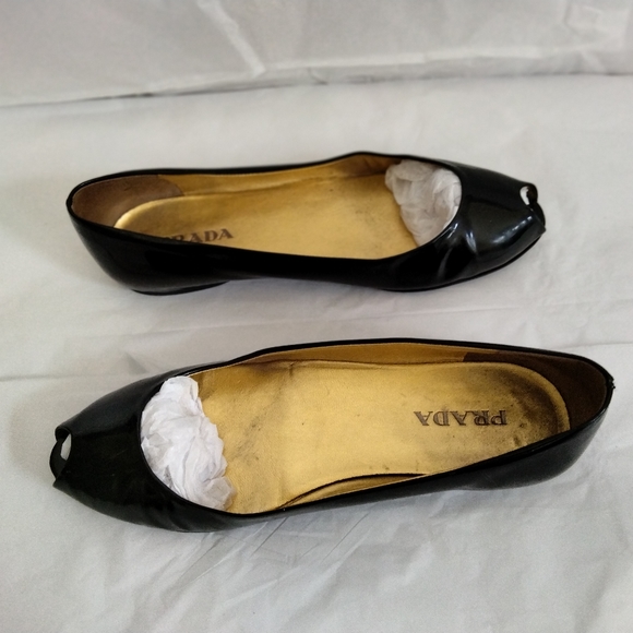 Prada classic Black Patent Leather Peep Toe Ballet Flats as 38.5 - Picture 16 of 16